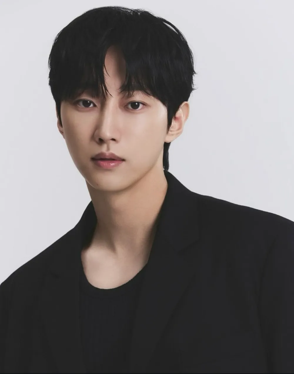 Jung
Jinyoung